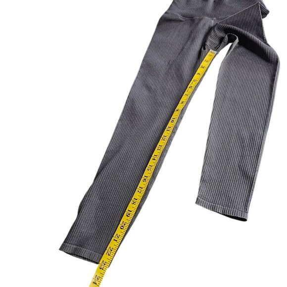 Good American The Seamless Ribbed Leggings, High Rise, Crop, Grey, 1/2, S/M - Picture 7 of 9